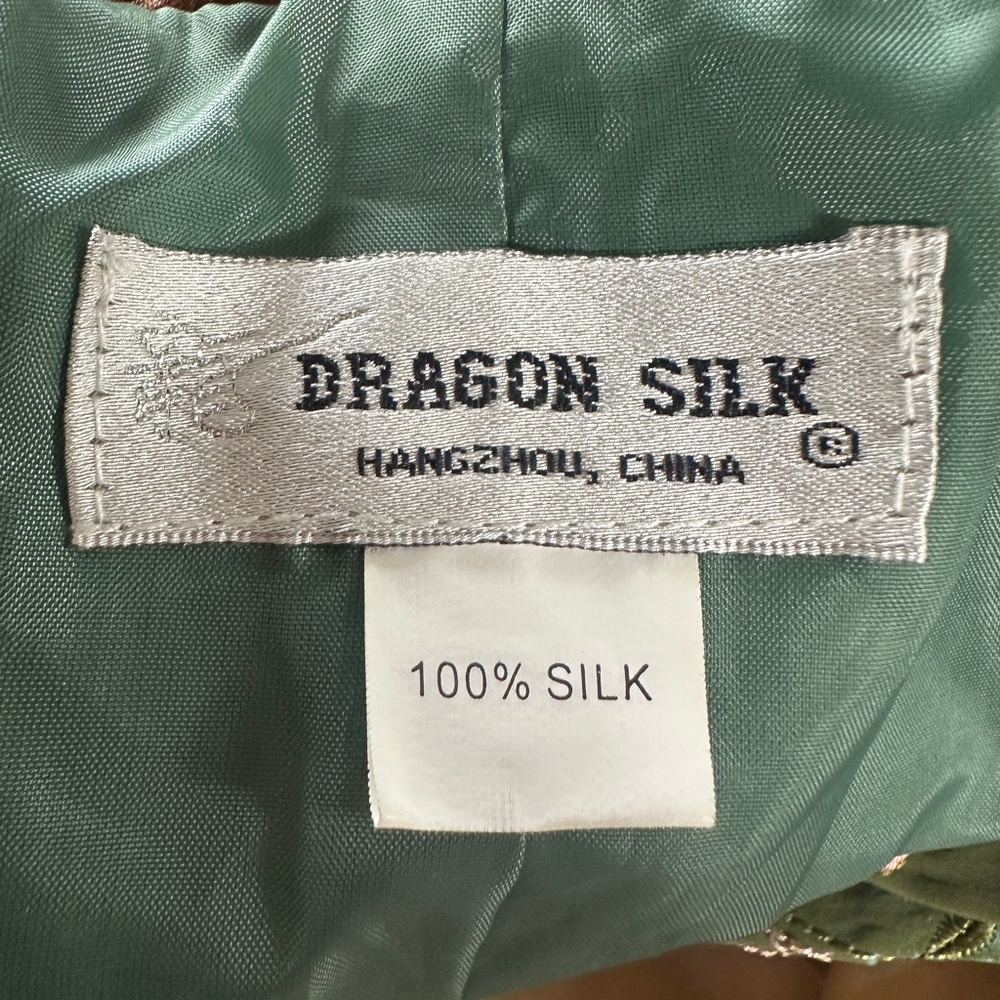 Dragon Silk Embroidered Floral Green Jacket - Picture 4 of 4